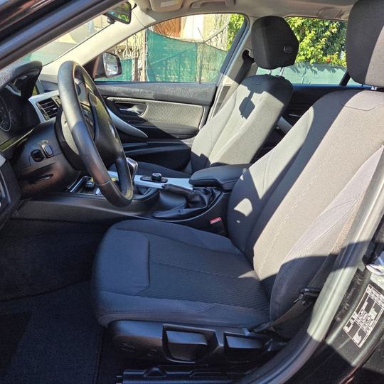 BMW 320D TOURING — foto 10