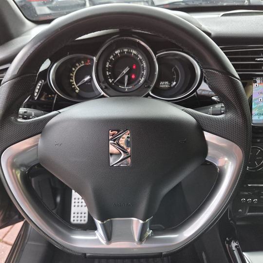 CITROËN DS3 — foto 14
