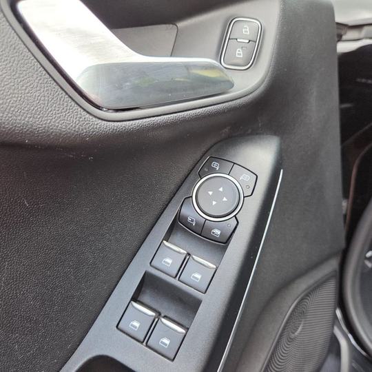FORD FIESTA VII — foto 22