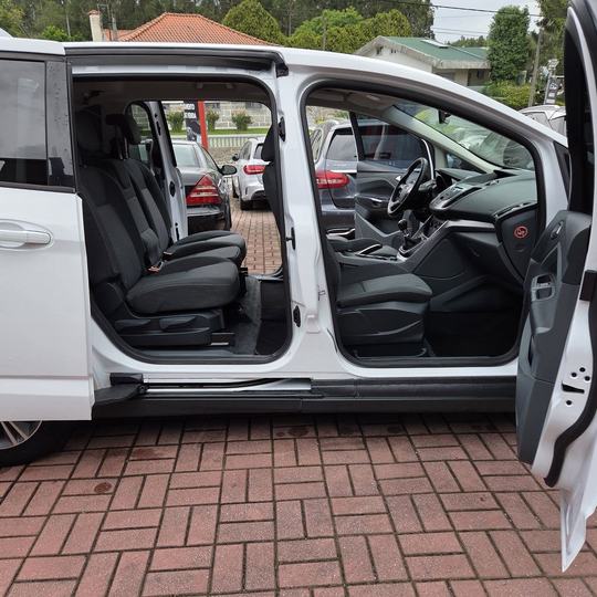 FORD GRAND C-MAX 7 LUGARES — foto 21