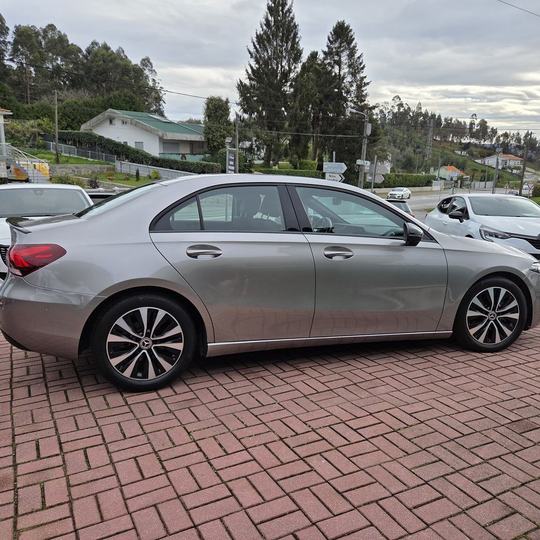 MERCEDES-BENZ A LIMOUSINE 7G-DCT 2020 — foto 7