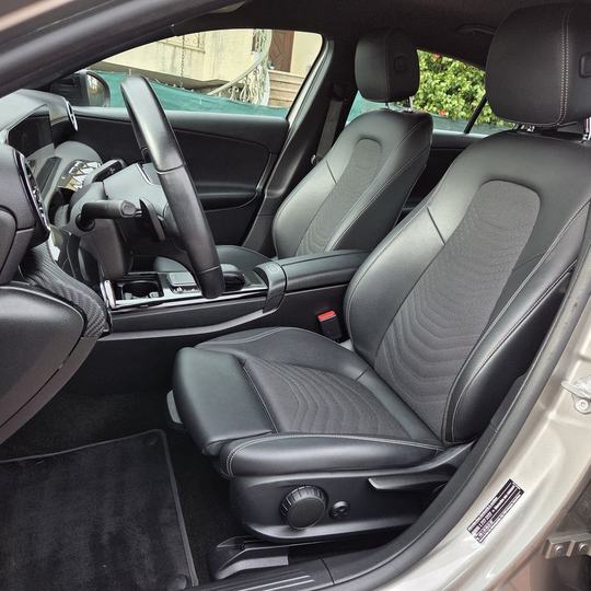 MERCEDES-BENZ A LIMOUSINE 7G-DCT 2020 — foto 14