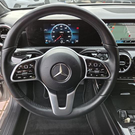 MERCEDES-BENZ A LIMOUSINE 7G-DCT 2020 — foto 22