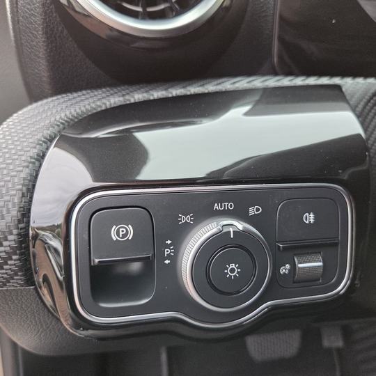 MERCEDES-BENZ A LIMOUSINE 7G-DCT 2020 — foto 29