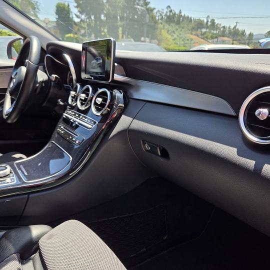 Mercedes-Benz C250D 4-MATIC — foto 22