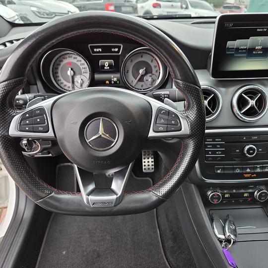 MERCEDES-BENZ CLA 220D SHOOTING BRAKE — foto 21