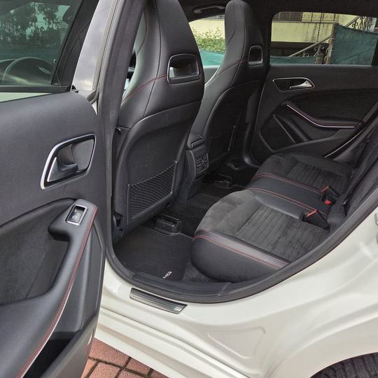 MERCEDES-BENZ CLA 220D SHOOTING BRAKE — foto 27