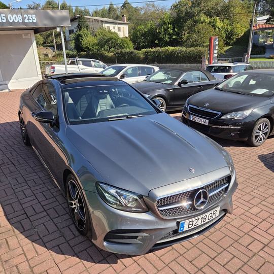 Mercedes-Benz E 220 d Coupé AMG — foto 4