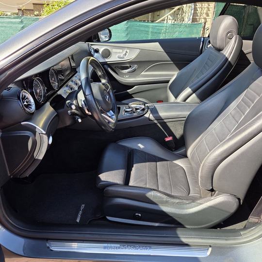 Mercedes-Benz E 220 d Coupé AMG — foto 14