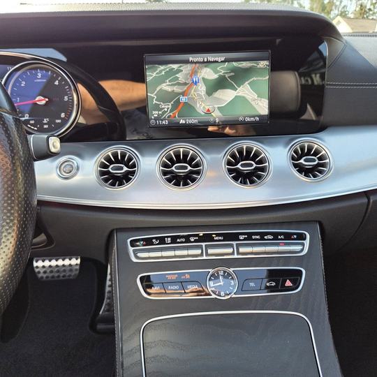 Mercedes-Benz E 220 d Coupé AMG — foto 19