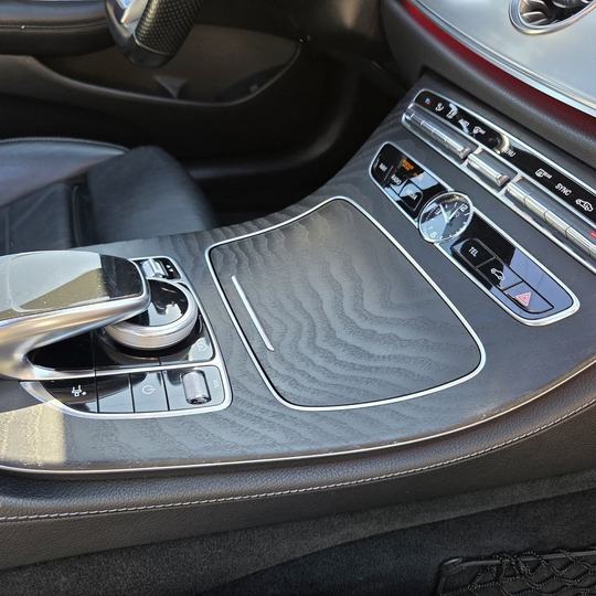 Mercedes-Benz E 220 d Coupé AMG — foto 25
