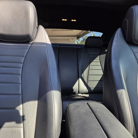 Mercedes-Benz E 220 d Coupé AMG — foto 26