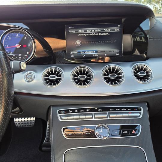 Mercedes-Benz E 220 d Coupé AMG — foto 28