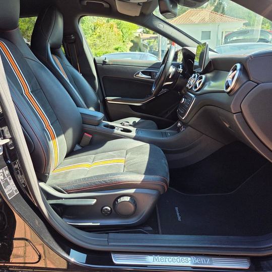 MERCEDES CLA 220D SHOOTING BRAKE ORANGE ART EDITION AMG LINE — foto 17
