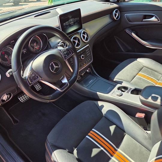 MERCEDES CLA 220D SHOOTING BRAKE ORANGE ART EDITION AMG LINE — foto 25