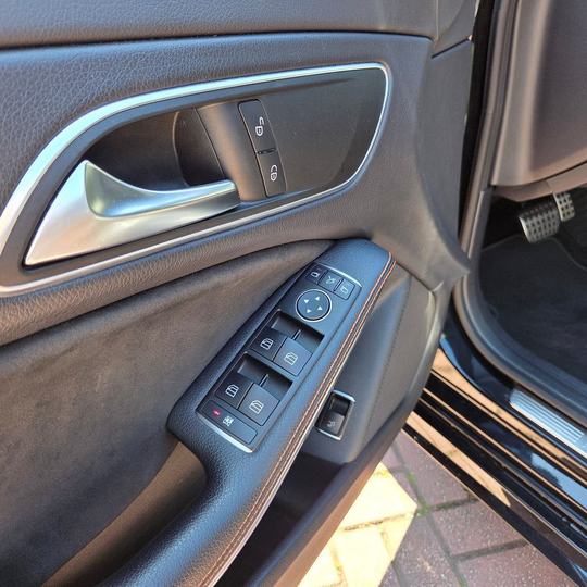 MERCEDES CLA 220D SHOOTING BRAKE ORANGE ART EDITION AMG LINE — foto 27
