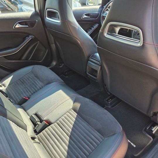 MERCEDES GLA 200d 7G-TRONIC AMG LINE — foto 7