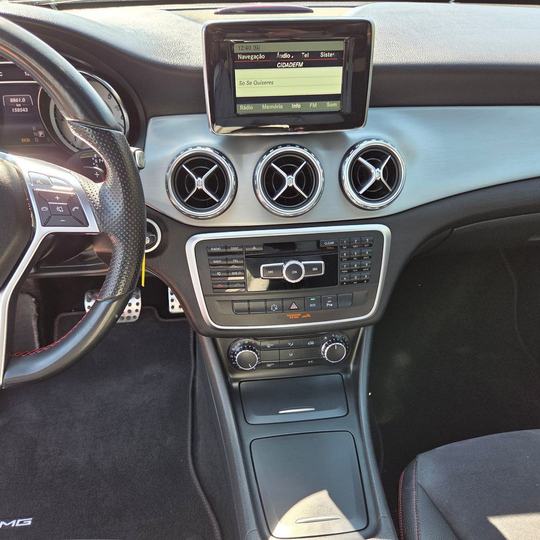 MERCEDES GLA 200d 7G-TRONIC AMG LINE — foto 12
