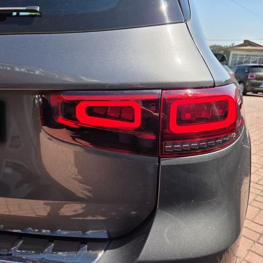 MERCEDES GLB 2023 — foto 10