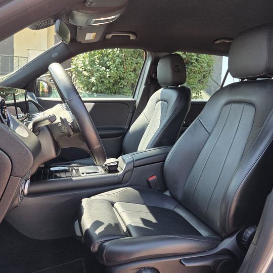 MERCEDES GLB 2023 — foto 15
