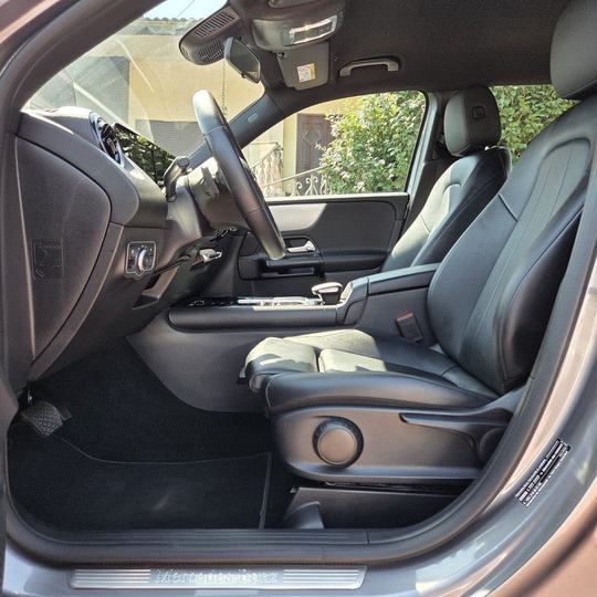 MERCEDES GLB 2023 — foto 18
