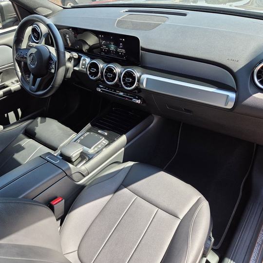 MERCEDES GLB 2023 — foto 20
