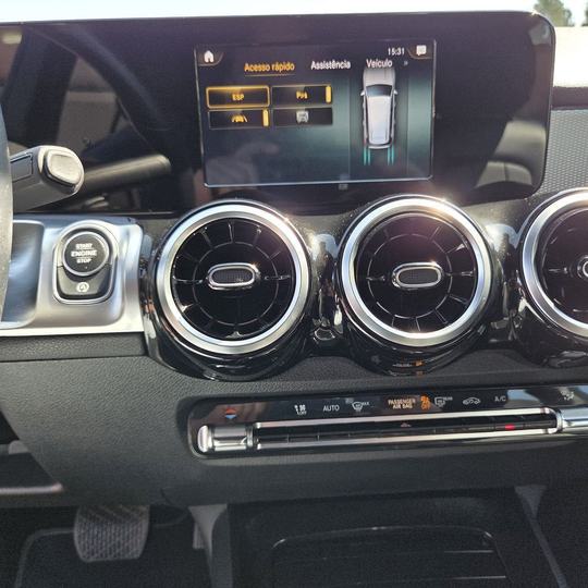 MERCEDES GLB 2023 — foto 26