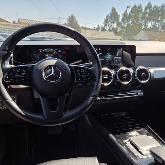 MERCEDES GLB 2023 — foto 32