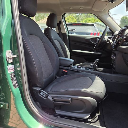 MINI CLUBMAN ONE D AUTO — foto 12