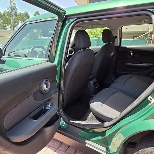 MINI CLUBMAN ONE D AUTO — foto 18