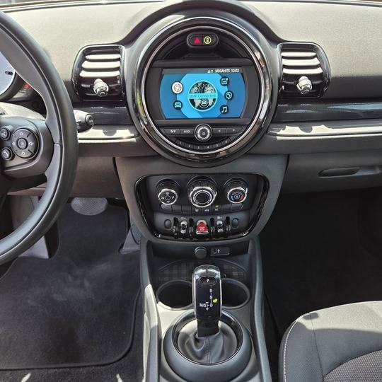 MINI CLUBMAN ONE D AUTO — foto 21