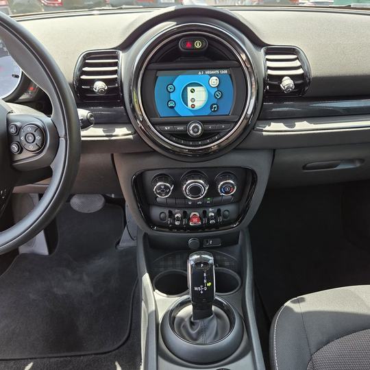 MINI CLUBMAN ONE D AUTO — foto 22