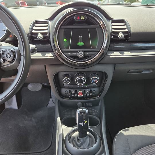 MINI CLUBMAN ONE D AUTO — foto 25