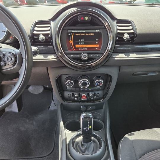 MINI CLUBMAN ONE D AUTO — foto 26