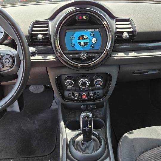 MINI CLUBMAN ONE D AUTO — foto 27