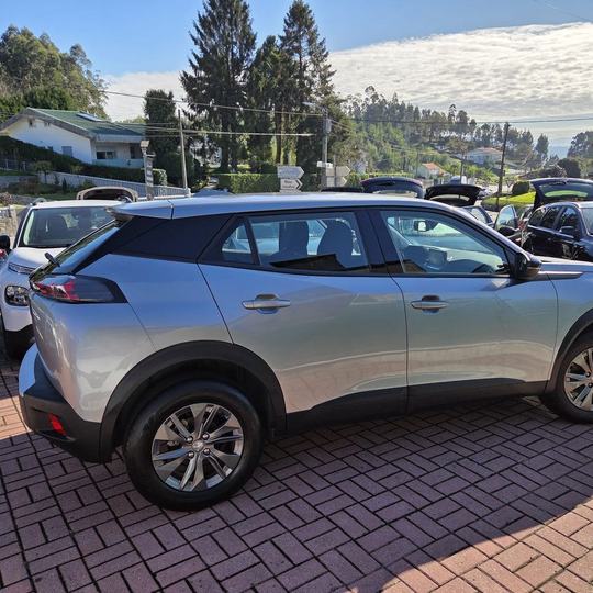 Peugeot 2008 ALLURE 2022 — foto 5