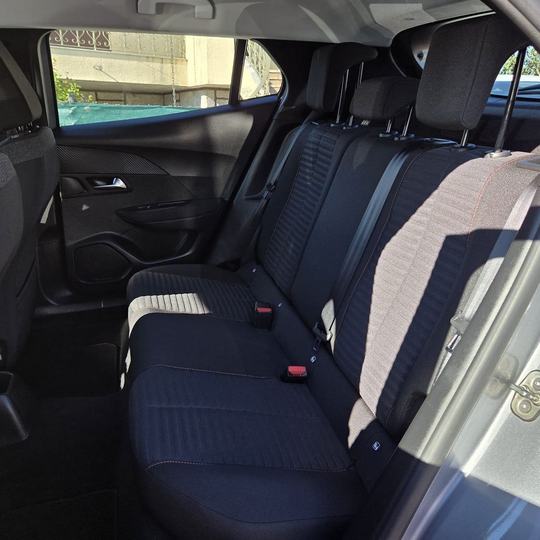 Peugeot 2008 ALLURE 2022 — foto 13