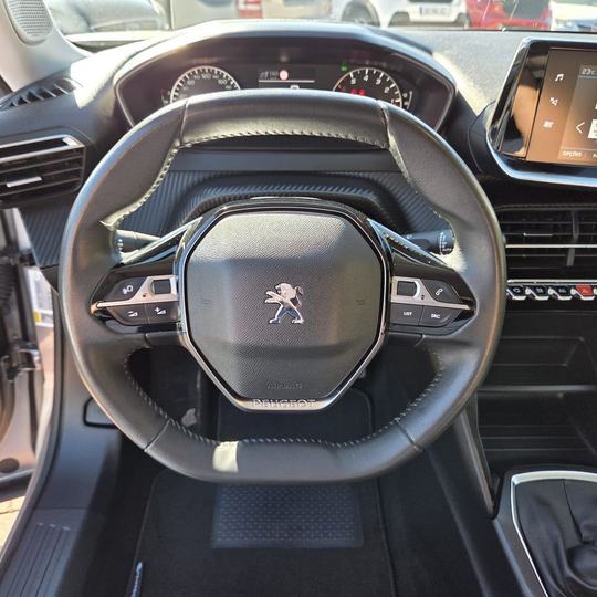 Peugeot 2008 ALLURE 2022 — foto 17