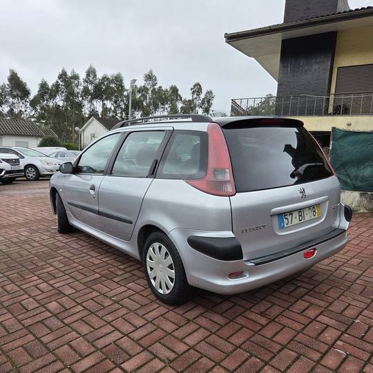 PEUGEOT 206 SW — foto 5