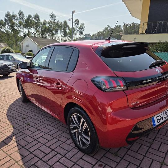 Peugeot 208 ALLURE 2023 — foto 8
