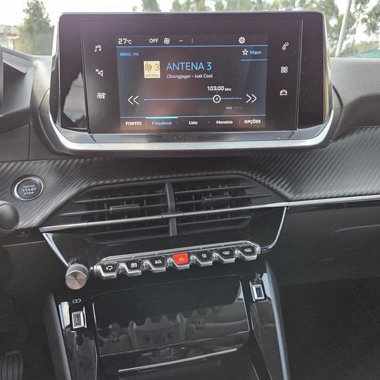 Peugeot 208 ALLURE 2023 — foto 19