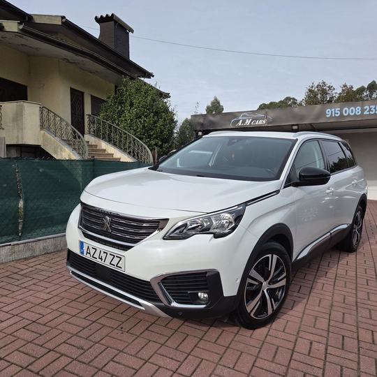 PEUGEOT 5008 ALLURE EAT8