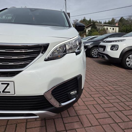 PEUGEOT 5008 ALLURE EAT8 — foto 3