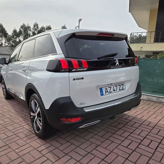 PEUGEOT 5008 ALLURE EAT8 — foto 8