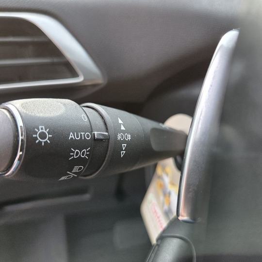 PEUGEOT 5008 ALLURE EAT8 — foto 28