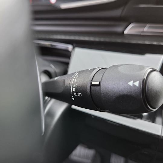 PEUGEOT 508 ALLURE EAT8 — foto 24