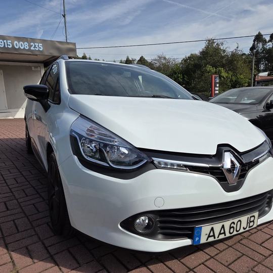 RENAULT CLIO SPORT TOURER 1.5 DCI — foto 3