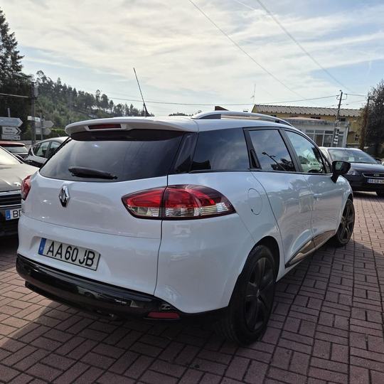 RENAULT CLIO SPORT TOURER 1.5 DCI — foto 6