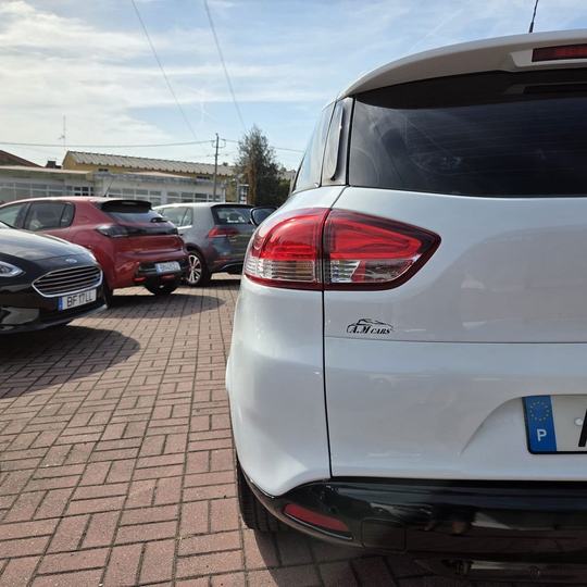 RENAULT CLIO SPORT TOURER 1.5 DCI — foto 8