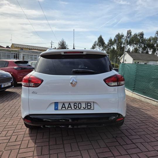 RENAULT CLIO SPORT TOURER 1.5 DCI — foto 10